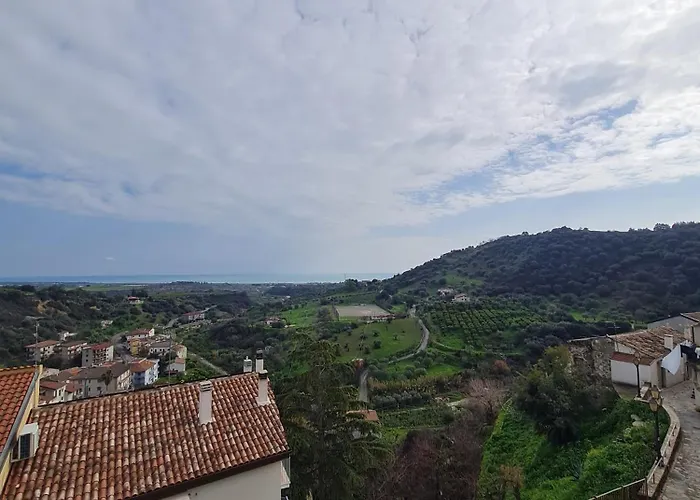 Nel Borgo 度假居 罗卡伊恩佩里亚莱