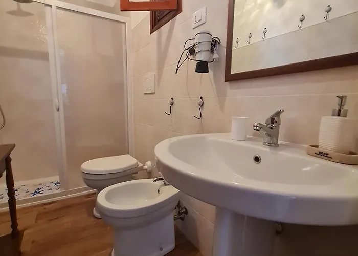 Nel Borgo 度假居 *