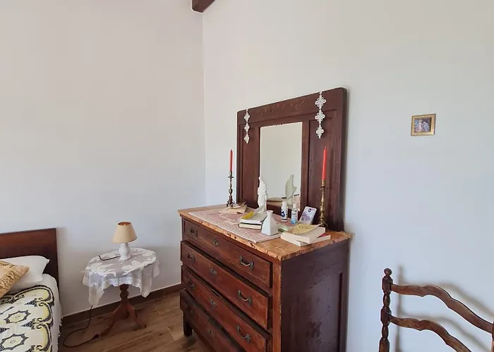 Nel Borgo 度假居 *